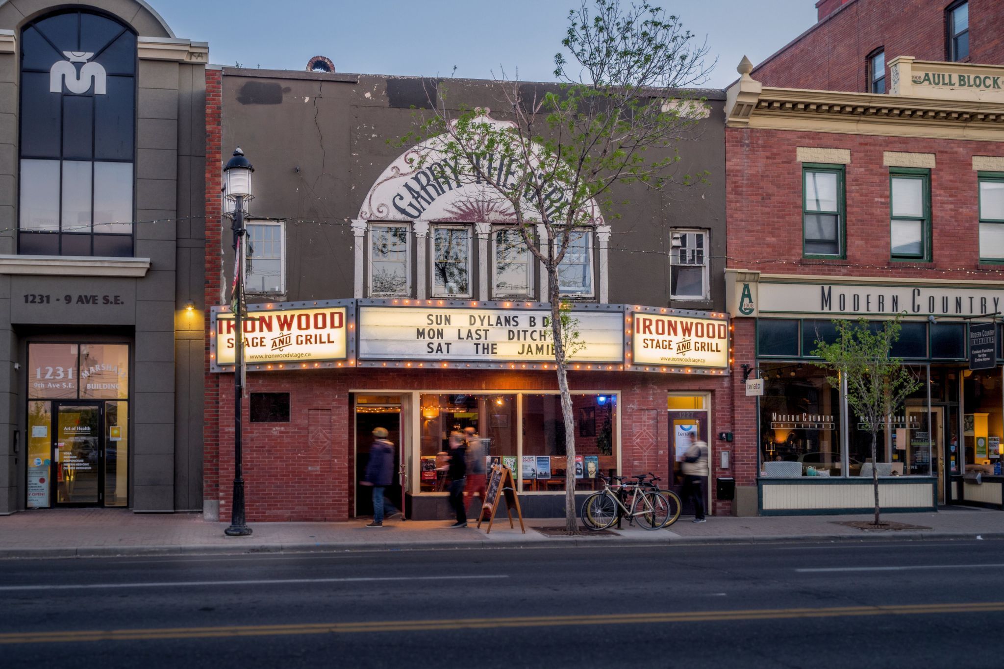 Ironwood Stage and Grill postcard photo